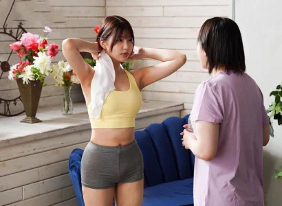 Cô nàng tập yoga nóng bỏng tham gia buổi tập yoga và bị chén